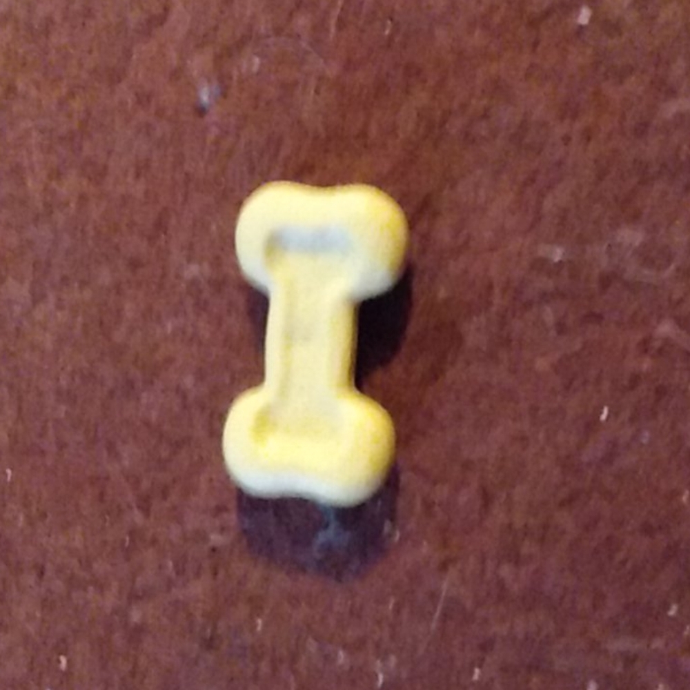 Bone for toy. (Plastic)